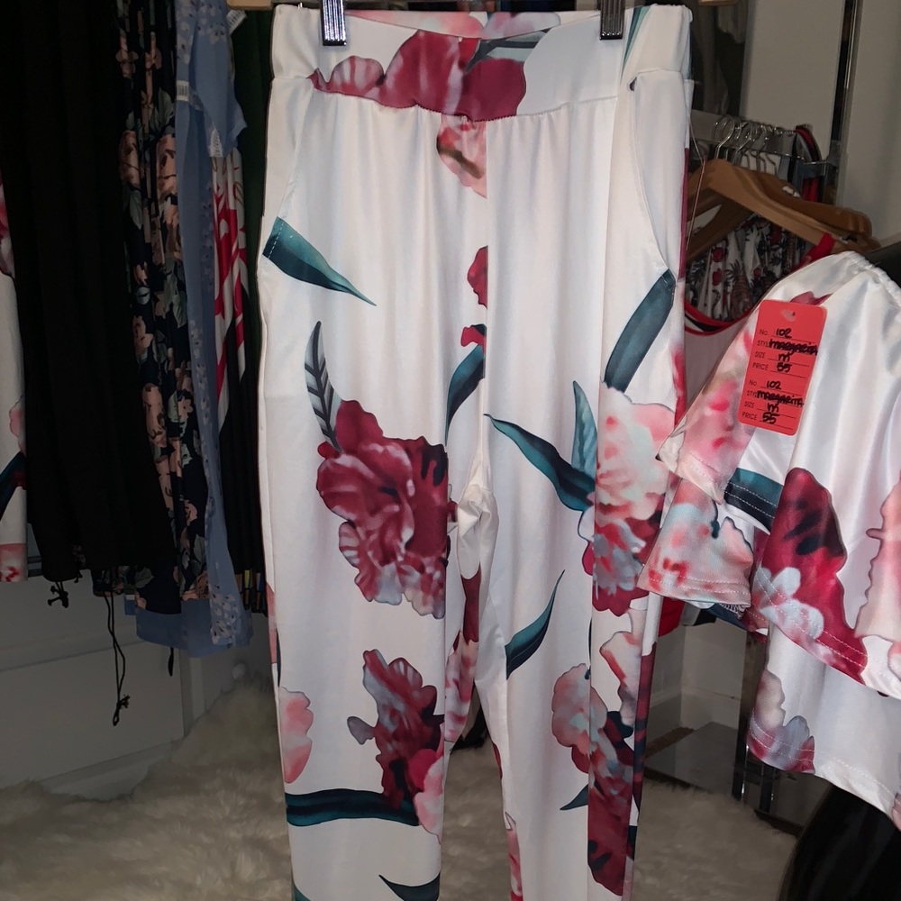 Pant set - Picture 3 of 4